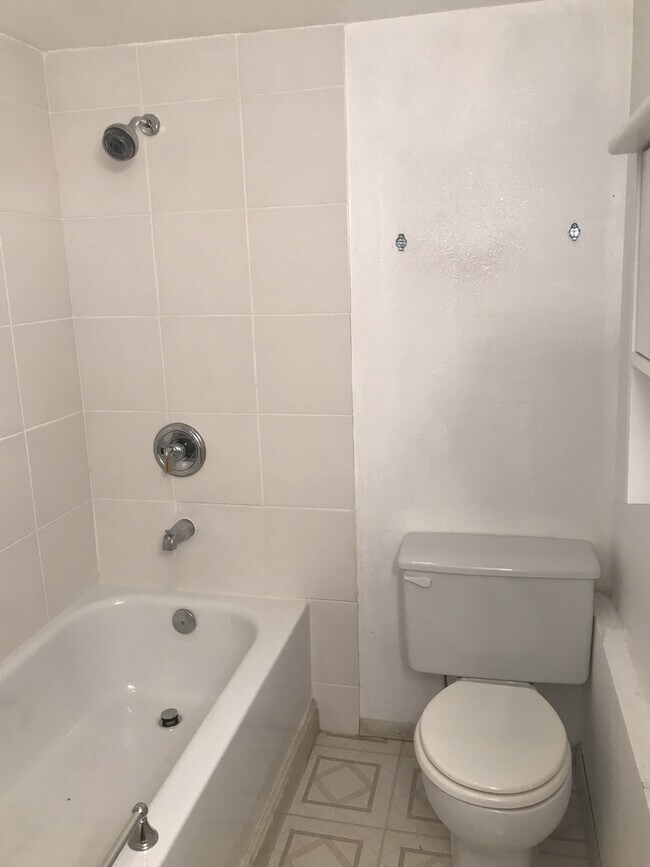 Building Photo - Charming 2-Bed/2.5-Bath Townhome in Cherry Creek School District!