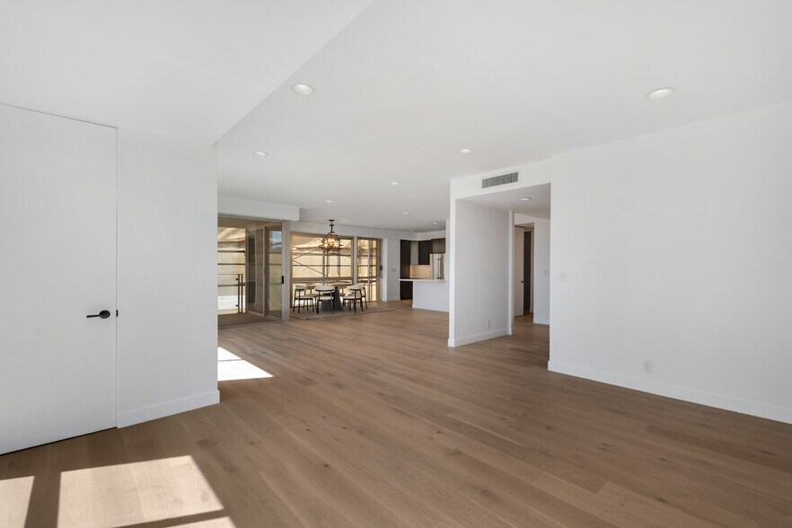 Building Photo - 515 Ocean Ave