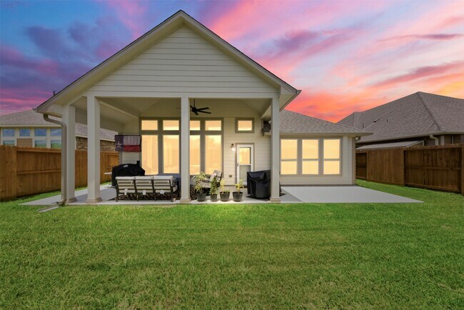 Building Photo - 2003 Sunset Terrace Ln