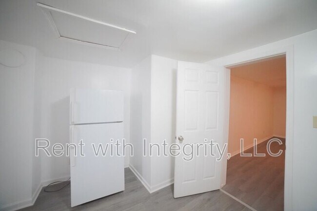 Building Photo - 1228 Alabama St