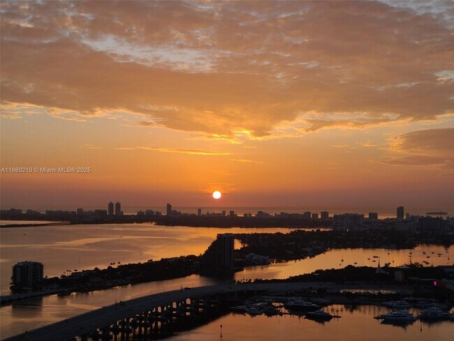 Building Photo - 888 Biscayne Blvd