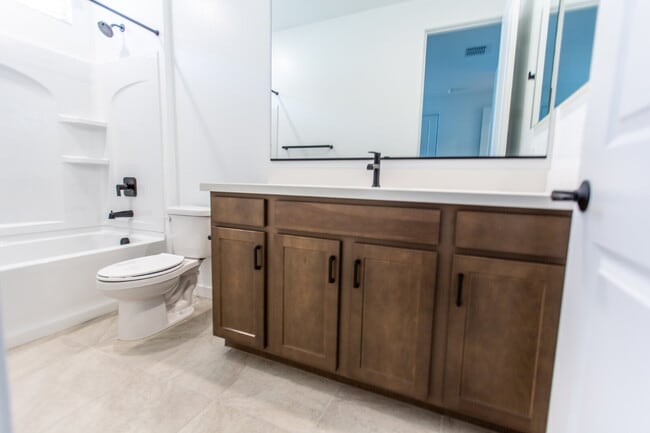 Building Photo - 23024 E Watford Dr