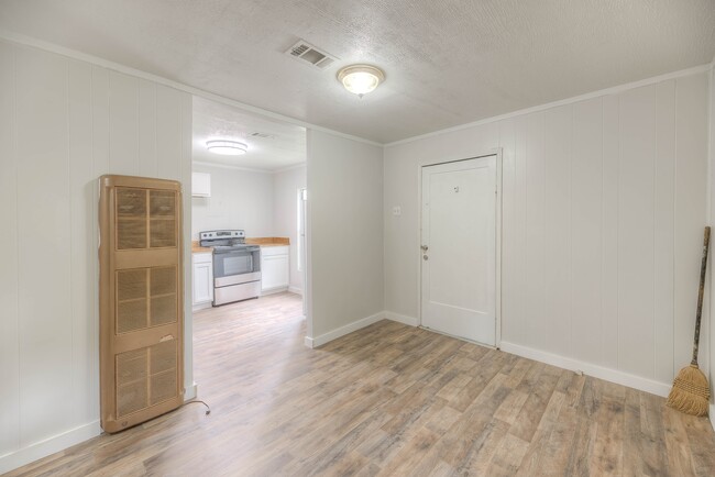 Building Photo - 159 Beamon Dr