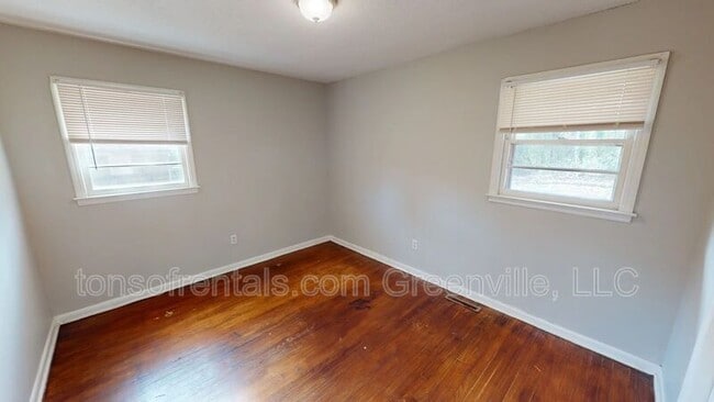 Building Photo - 362A Ammons Rd