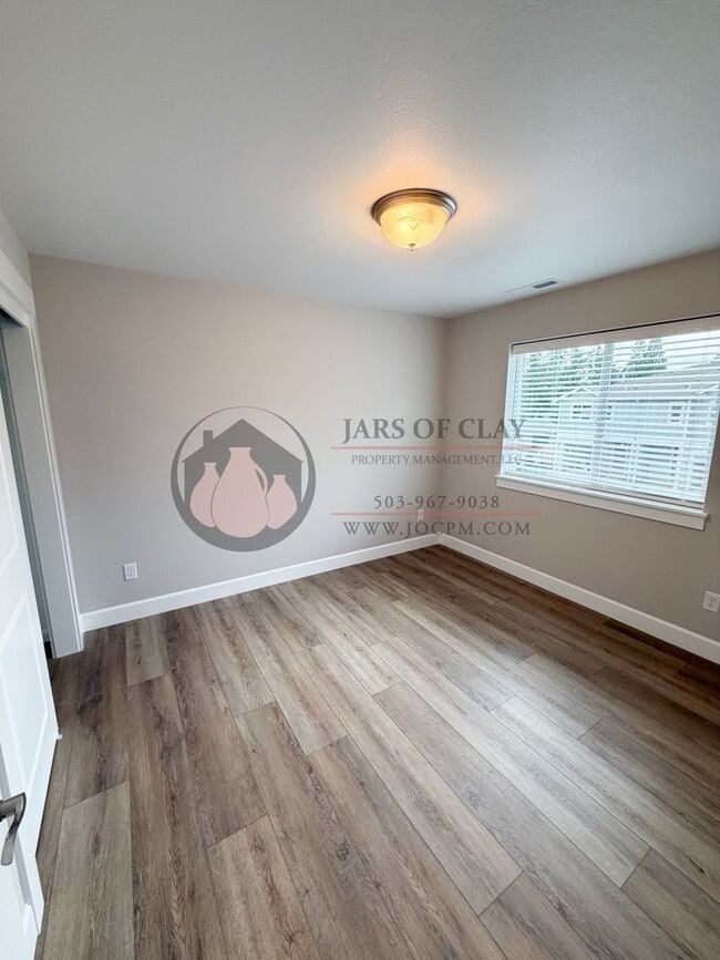 Building Photo - 1329/1331 #2023-LL765