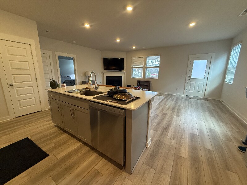 Building Photo - 845 Nightingale Ave