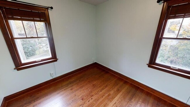 Building Photo - 1205 Miller Ave