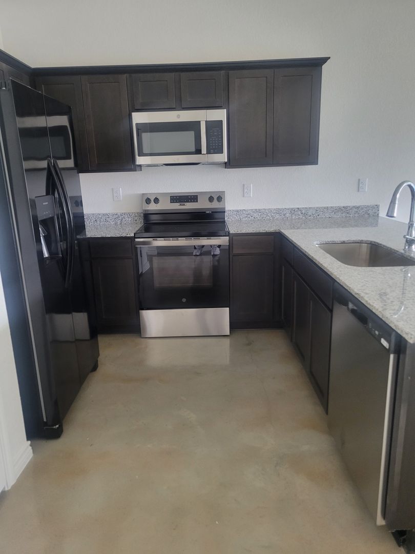 Building Photo - 1265 Lehmann Dr