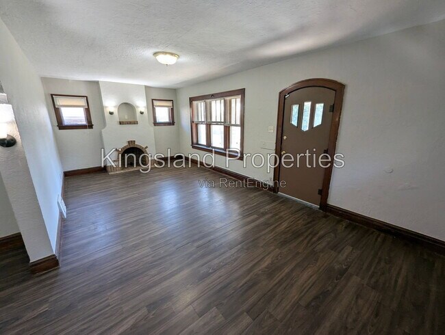 Building Photo - 5529 Mimika Ave