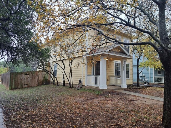 Building Photo - 2205 Melissa Oaks Ln