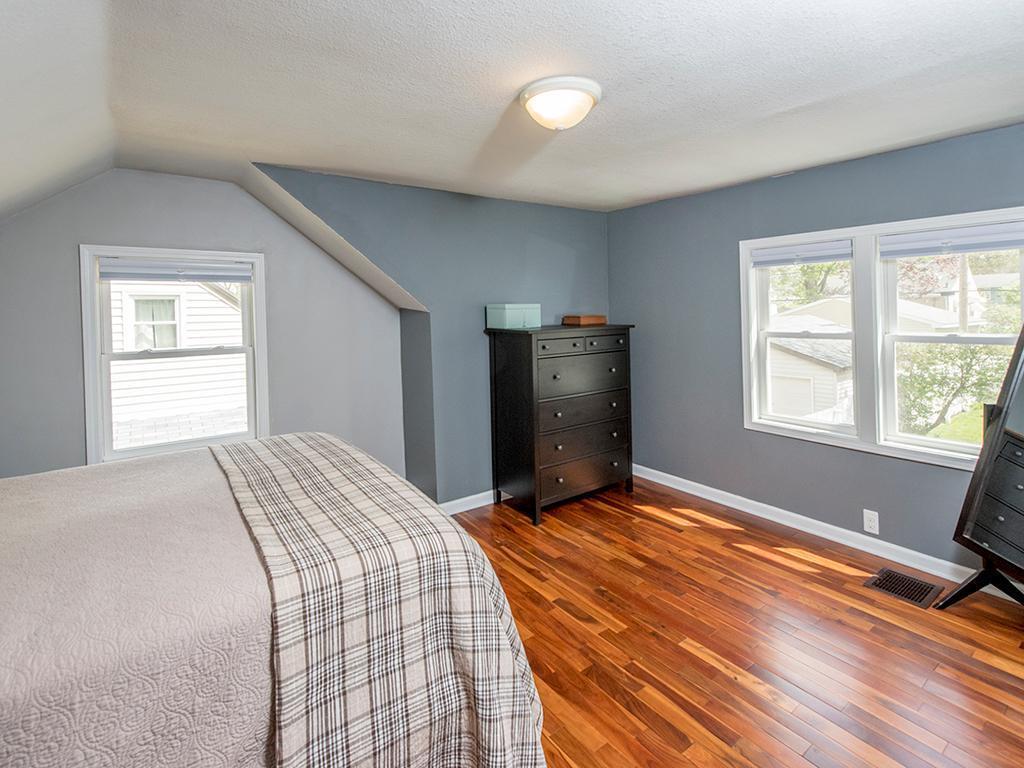 Building Photo - 3055 Utah Ave S