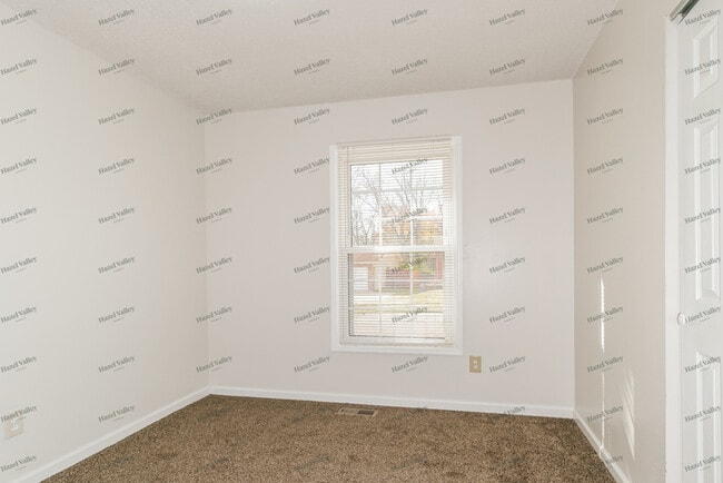 Building Photo - 11812 La Padera Ln