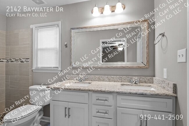 Building Photo - 2142 Baywater Dr