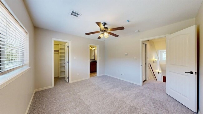 Building Photo - 454 Chimney Hill Dr