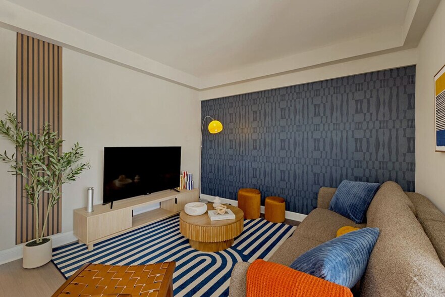 Building Photo - 1500 Arlington Blvd