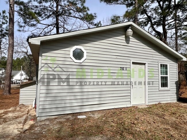 Building Photo - 290A Browning Court