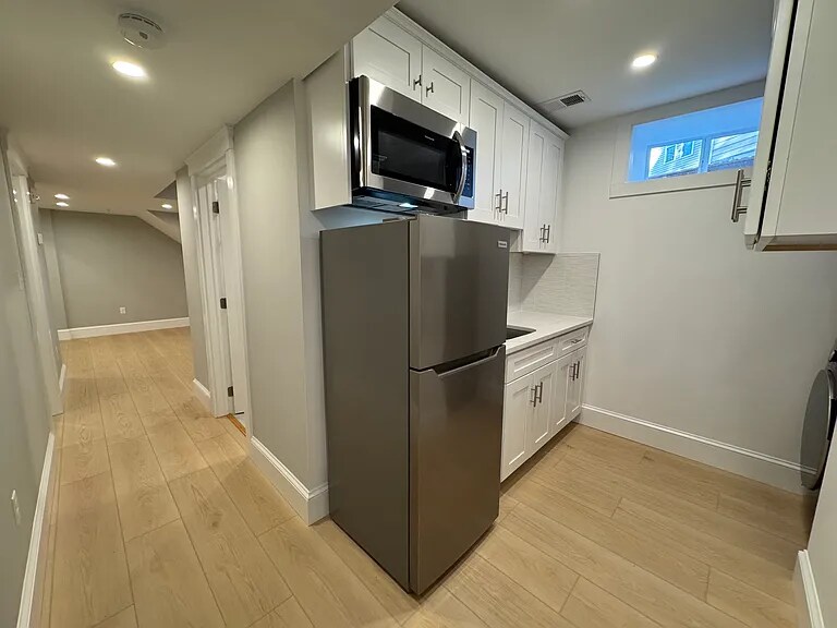 Building Photo - 86 Orchard St