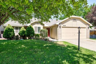 Building Photo - Remodeled near Boise River _ Pet Friendly!!