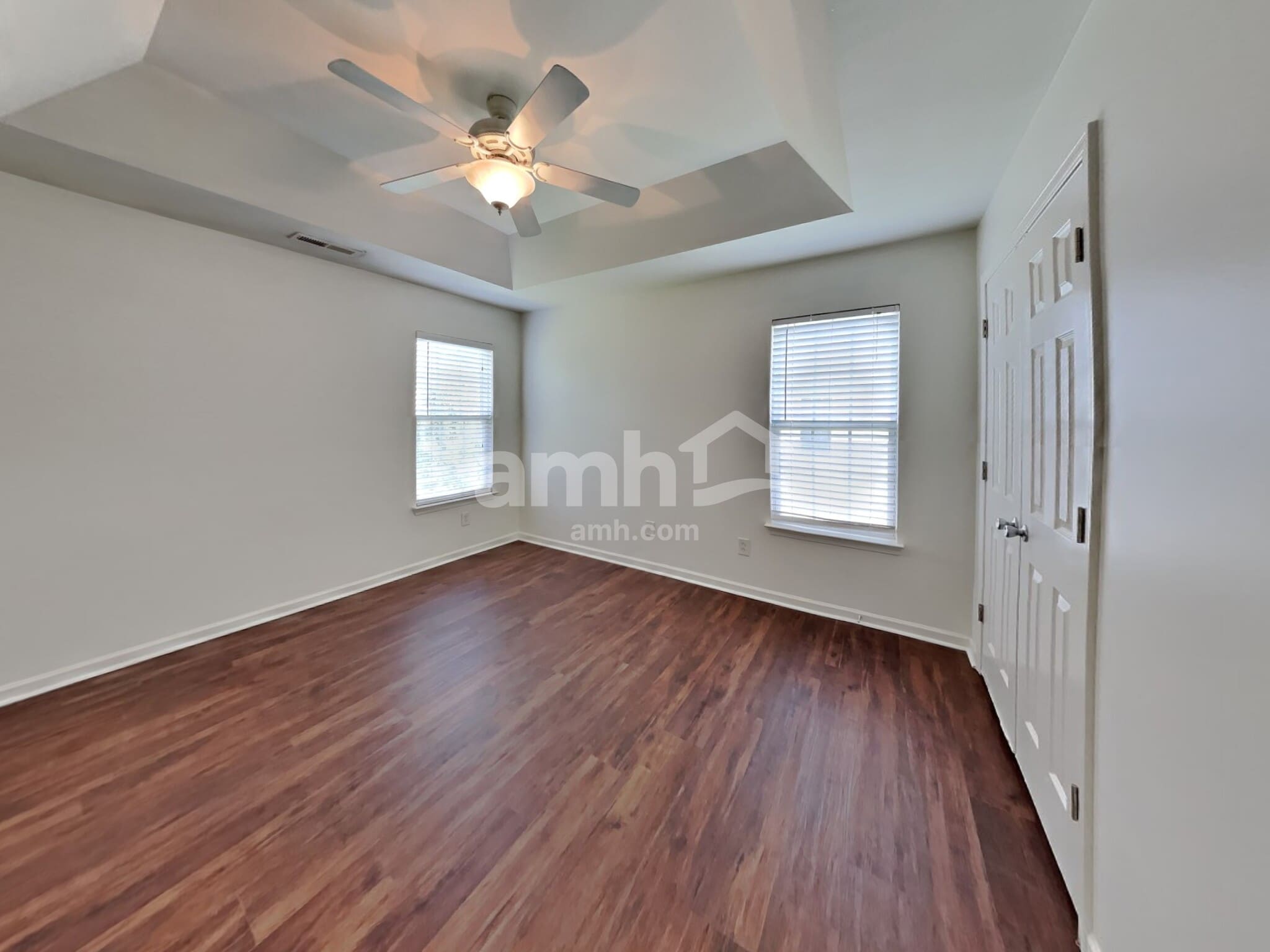 Building Photo - 5818 Parkstone Dr