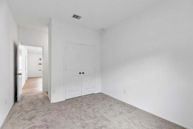 Building Photo - 31546 Beacon Cove Trl