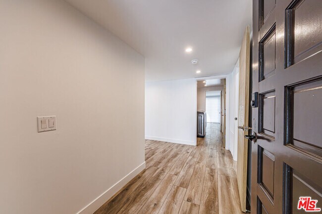 Building Photo - 18055 Coastline Dr