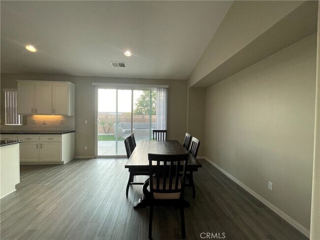 Building Photo - 34791 Heritage Oaks Ct