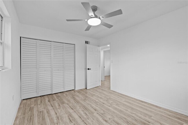 Building Photo - 1435 Eden Dr