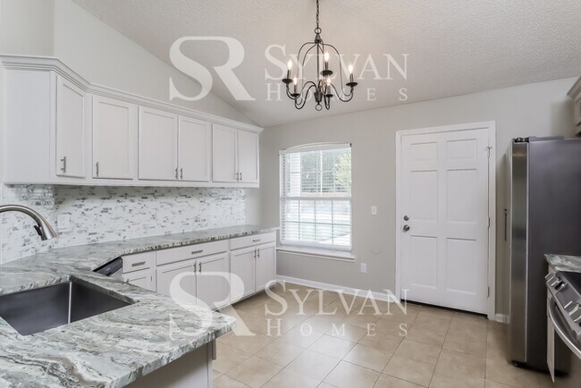 Building Photo - At Last, This Is What You Have Been Searching For!