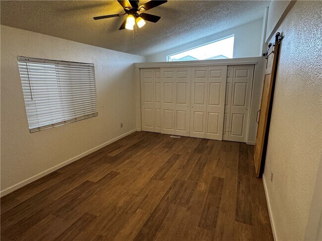 Building Photo - 1103 Copper Dr