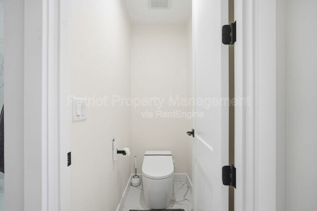 Building Photo - 8989 N Gainey Center Dr