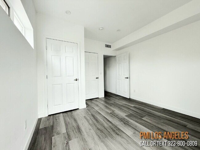 Building Photo - 1260 1/2 Leighton Avenue