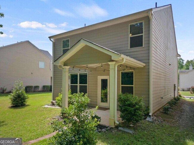 Building Photo - 240 Stillwood Dr