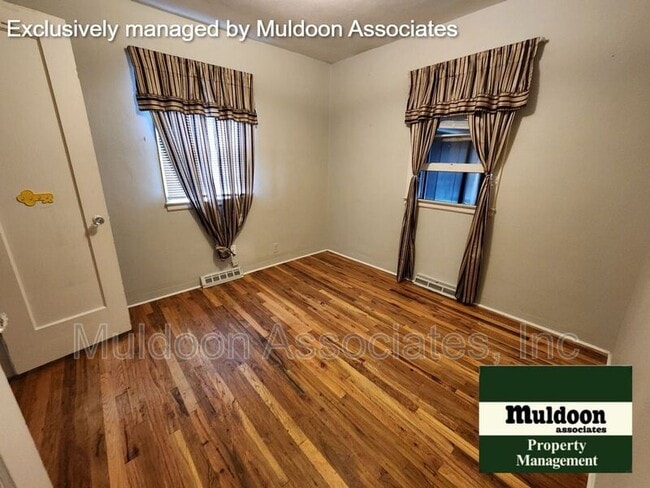 Building Photo - 1724 Cypress St