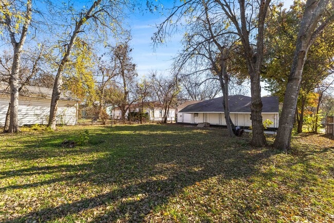 Building Photo - 3817 Lasker Ave