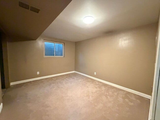 Building Photo - 3815 S Pitkin Cir