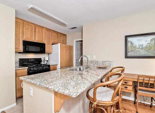 Building Photo - 5403 Foxtail Loop
