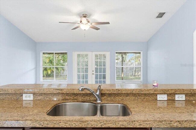 Building Photo - 1158 Perpignan Ct