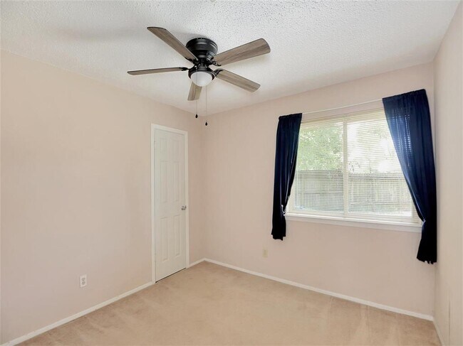 Building Photo - 3115 Founders Green Cir