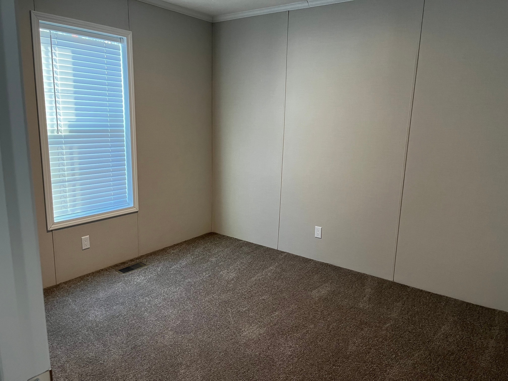 Building Photo - 6610 Lear Nagle Rd