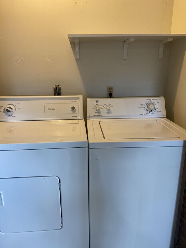 Building Photo - 1141 Homestead Garden Ct