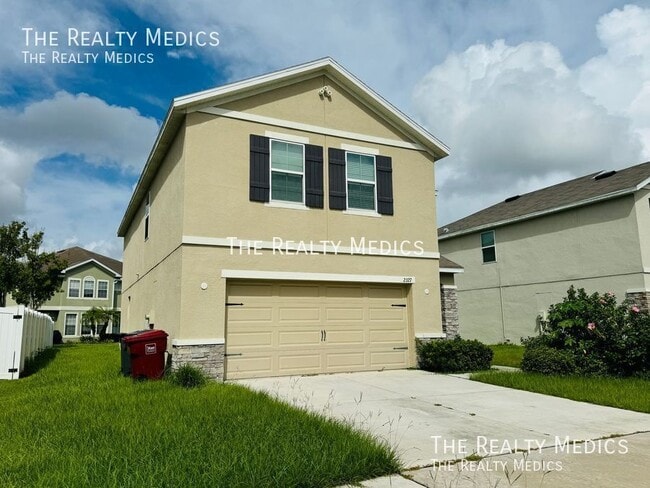 Building Photo - 2327 Ashberry Ridge Dr