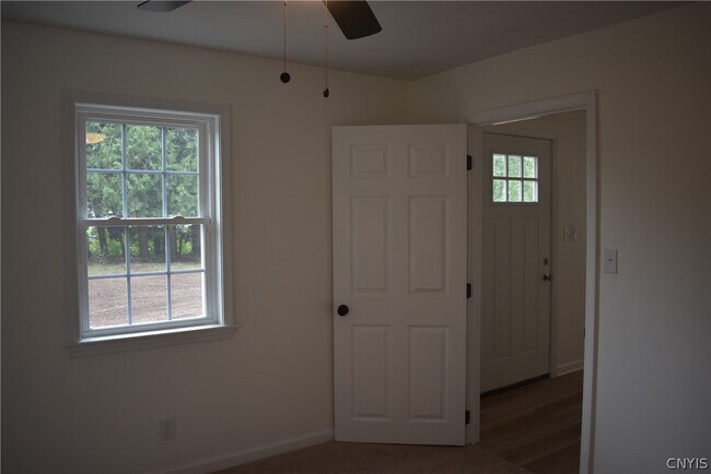 Building Photo - 9010 Kennedy Ln