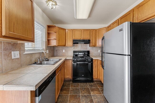 Building Photo - Charming Home in Sunnyside, DENVER