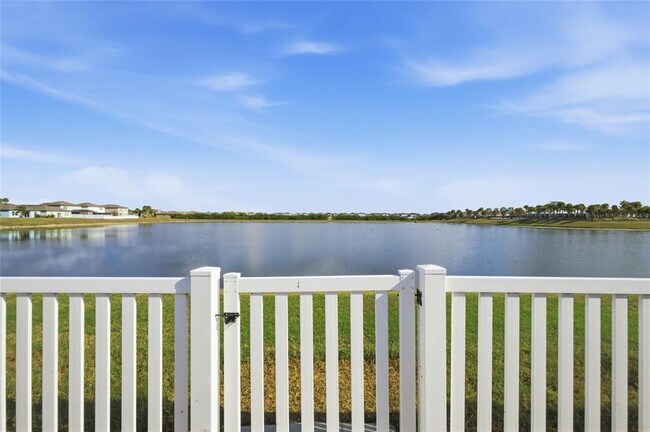 Building Photo - 831 Sunlit Coral St