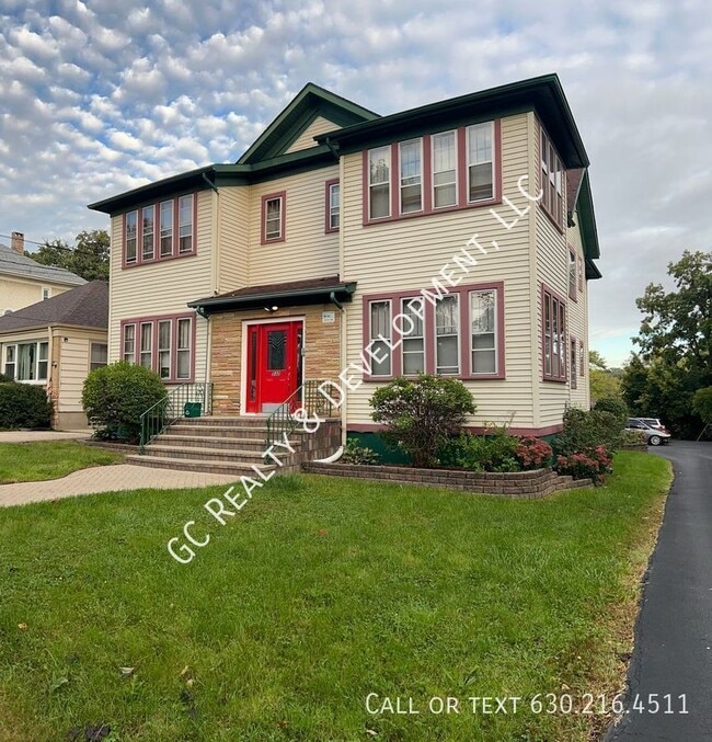 Primary Photo - 532 South St