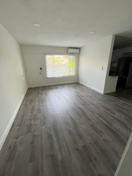 Building Photo - 1433 9th St