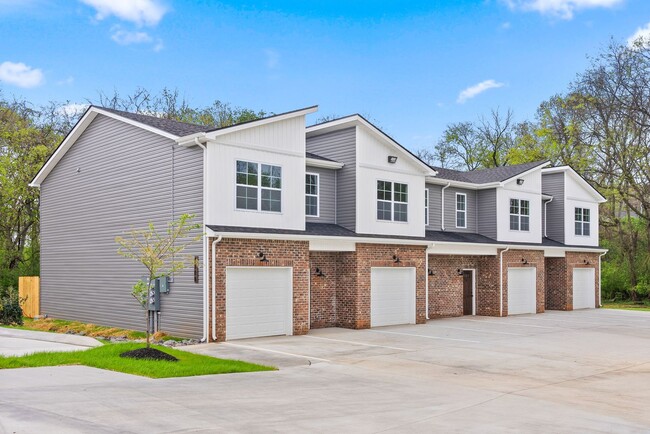 Building Photo - New Construction! GARBAGE/LAWN INCLUDED! N...