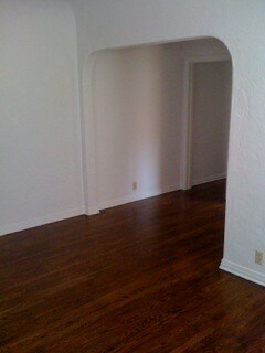 Building Photo - 1558 S Carmelina Ave