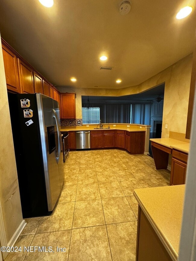 Building Photo - 8345 Copperwood Ln