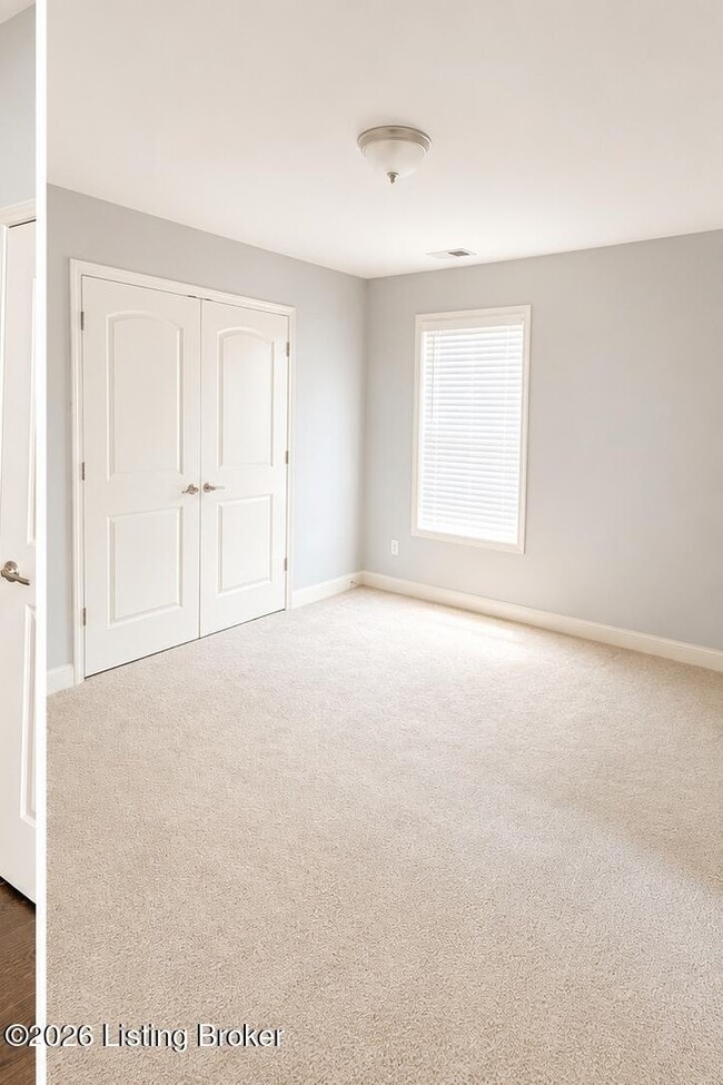 Building Photo - 699 Urton Woods Way